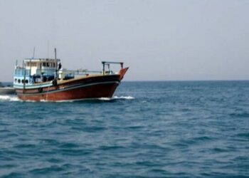 توقیف شناورهای حامل کالای قاچاق در بندر کوهستک