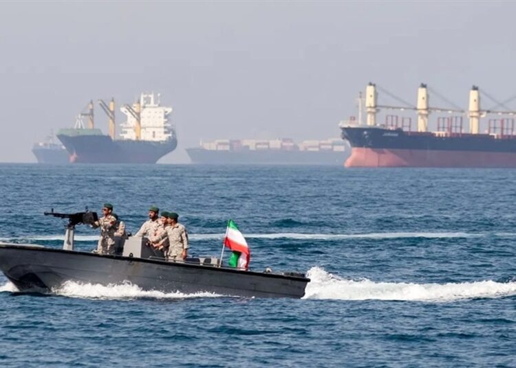 تقابل اروپا با حق حاکمیت ایران بر تنگه هرمز؛ اعمال تحریم های جدید دریایی