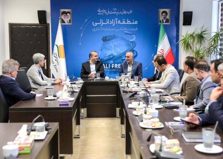 بررسی ایجاد كریدور صادراتی ایران از مسیر منطقه آزاد انزلی