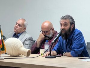 میناب؛ هنر در قامت دادخواهی بین‌المللی