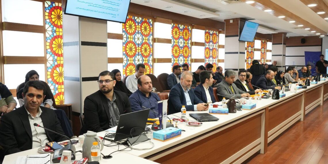 آغاز رقابت استارتاپی اینوتکس ۱۴۰۵ با حضور استاندار بوشهر در پارک علم و فناوری خلیج فارس