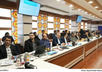 آغاز رقابت استارتاپی اینوتکس ۱۴۰۵ با حضور استاندار بوشهر در پارک علم و فناوری خلیج فارس