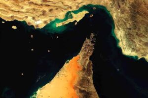 تنگه هرمز اهرم مشروع ایران است