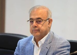 تردد خودروهای پلاک مناطق آزاد در پهنه سرزمینی استان هرمزگان، گامی در مسیر عدالت و افزایش رفاه مردم است