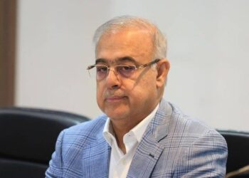 تردد خودروهای پلاک مناطق آزاد در پهنه سرزمینی استان هرمزگان، گامی در مسیر عدالت و افزایش رفاه مردم است