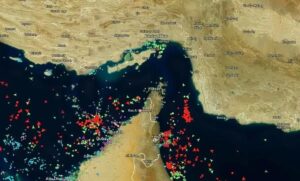 تردد در تنگهٔ هرمز ممنوع شد
