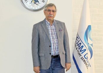 خدمات حیاتی بنادر، شبانه‌روزی و بی وقفه انجام می‌شود