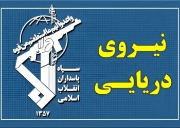 نیروی دریایی سپاه: سه نفتکش متخلف مورد اصابت قرار گرفت و متوقف شد