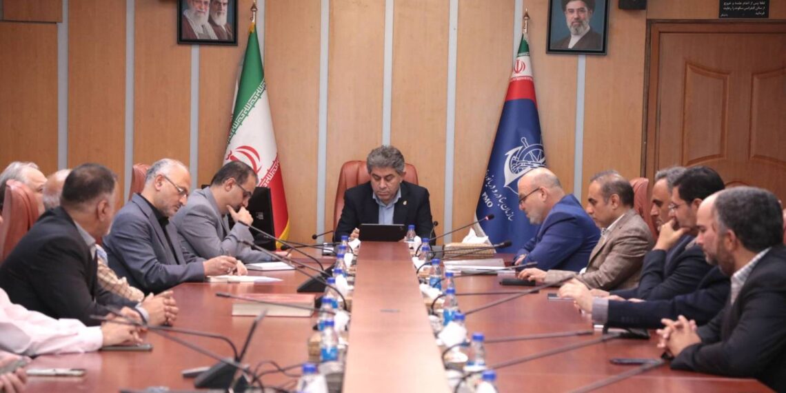 نشست صمیمانه مدیرکل و کارکنان حراست سازمان بنادر و دریانوردی با مدیرعامل سازمان به مناسبت روز حراست