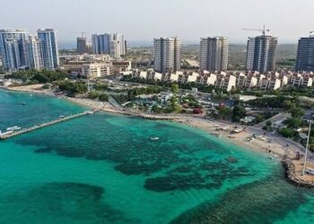 کیش و ظرفیت های اقتصادی و گردشگری در خلیج فارس