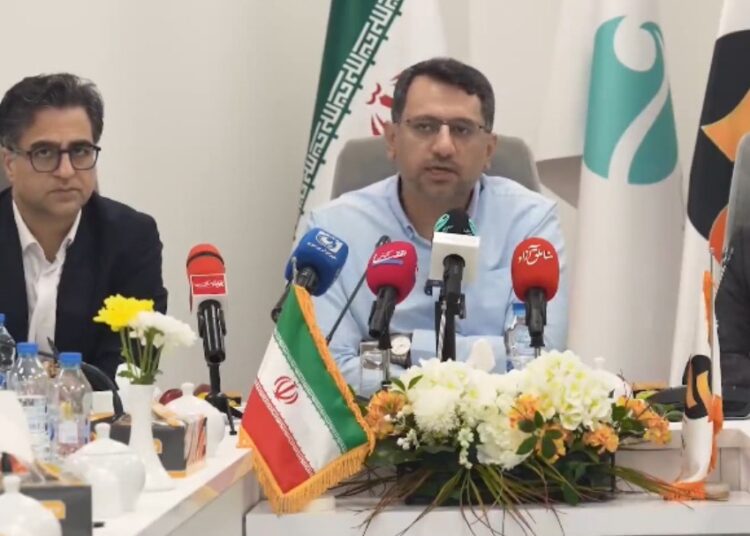گزارش مدیر سازمان آزاد کیش از توسعه منطقه ای و حمایت از سرمایه گذاران جزیره