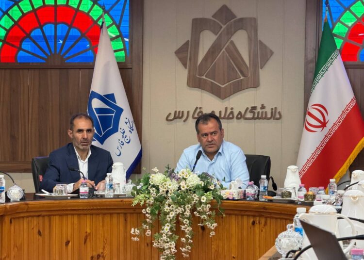 رستمی: دانشگاه خلیج فارس باید مرجع علمی اقتصاد دریامحور کشور باشد