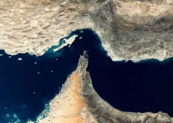 تنگه هرمز؛ تاکید تهران بر حفظ حقوق حاکمیتی و ادامه رایزنی با عمان