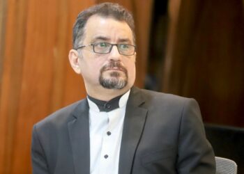 امین افقی از صدور ۲۰ مجوز سرمایه گذاری در منطقه آزاد مازندران خبر داد