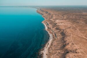 دریای خزر؛ همکاری پنج کشور ساحلی شرط حفاظت و نجات این پهنه آبی است