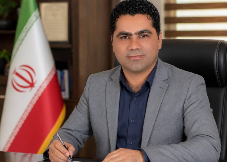 حمیدرضا صادقی سرپرست مدیریت صنایع و معادن قشم شد
