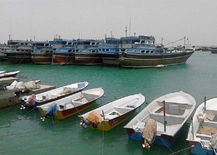 صیادان هرمزگان زیر آتش جنگ زنجیره تأمین غذایی کشور را حفظ کردند