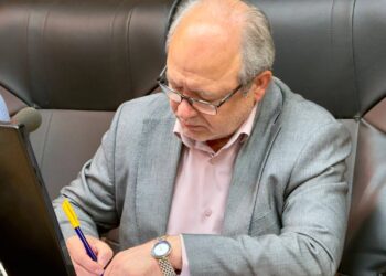 حسین امیرتیموری: ۵۴ طرح در هفته دولت قشم افتتاح می شود