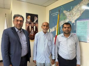 تجلیل مدیرعامل بنادر و فرودگاه قشم از جاوید ایزدپناه، آزاده و جانباز دفاع مقدس