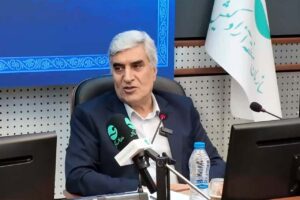 محمد نوری بر افزایش اختیارات مناطق آزاد در نشست کیش تاکید کرد