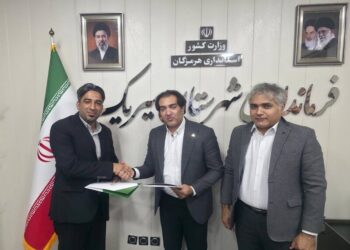 سیریک؛ امضای تفاهمنامه ۳۰ میلیارد تومانی برای توسعه اقتصاد دریاپایه