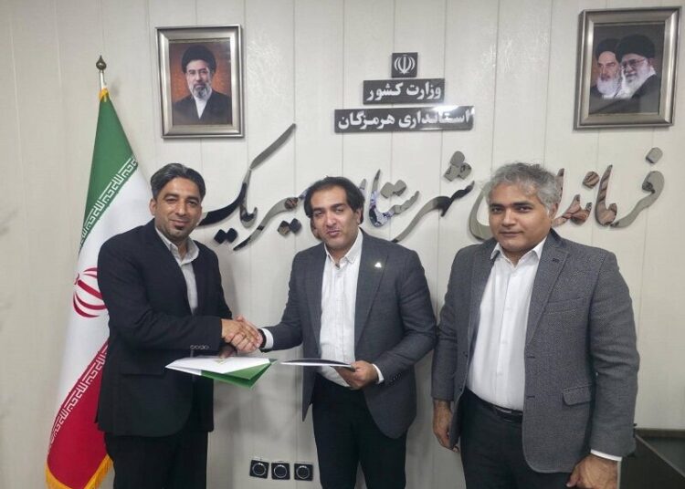 سیریک؛ امضای تفاهمنامه ۳۰ میلیارد تومانی برای توسعه اقتصاد دریاپایه