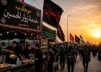 موکب «انصارالحسین» سازمان بنادر شبانه روزی به زائران اربعین خدمت می کند