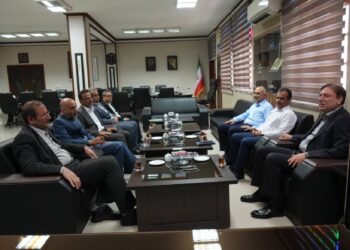 استانداری بوشهر و وسترا تفاهم نامه توسعه زنجیره ارزش آبزیان را امضا کردند