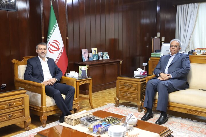 استاندار سیستان و بلوچستان بر فعال سازی مناطق آزاد سیستان و چابهار تاکید کرد