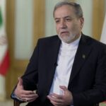 عراقچی: مسیر جدید دریایی تنگه هرمز محور نشست عمان است