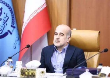 حمزه رستم پور: معافیت صیادان خسارت دیده از عوارض و خدمات بندری پیگیری می شود