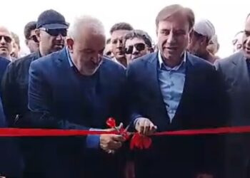 نخستین آب شیرین کن هوشمند کشور در عسلویه به بهره برداری رسید